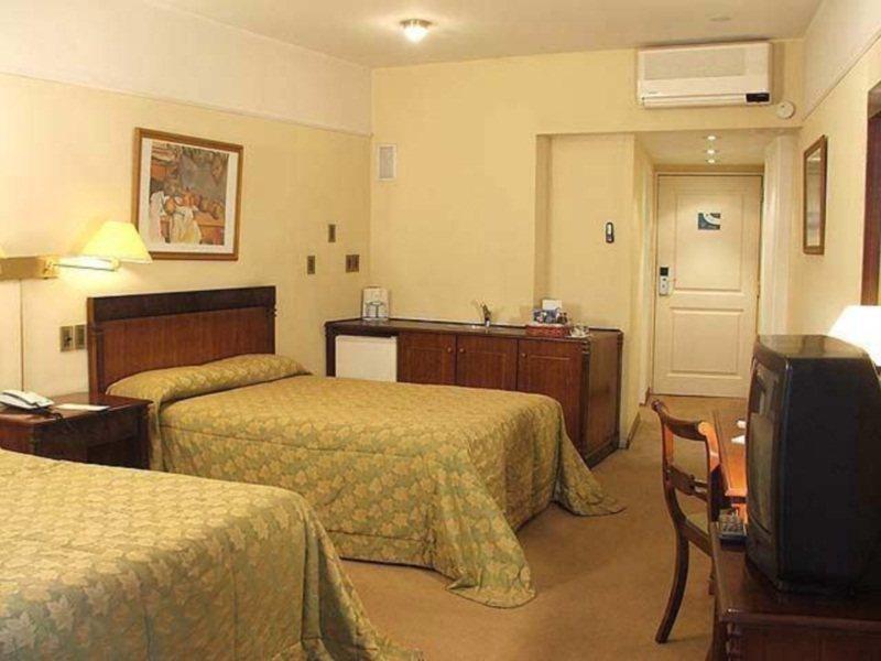 Hotel Hr Plaza Luxor Buenos Aires Room photo